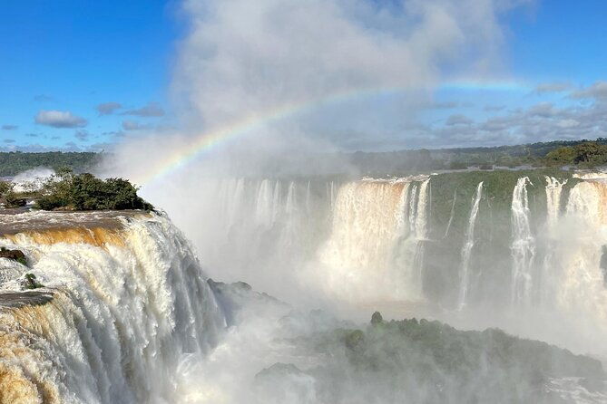 01-day-tour-of-iguacu-falls-brazil