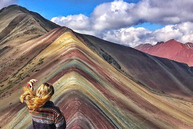 0800-am-luxury-rainbow-mountain-tour
