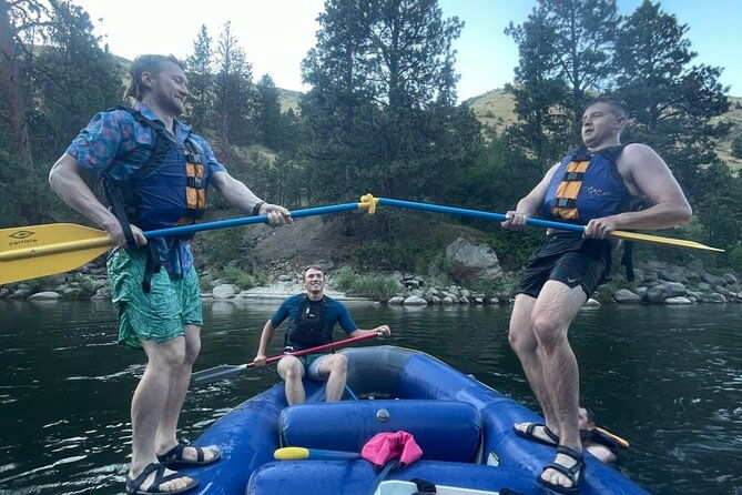 1-2-day-whitewater-rafting-trip-near-boise-id