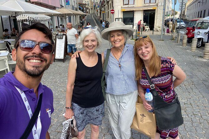 1.5 Historical Tour Lisbon Center and Viewpoints Private Tuk Tuk - Practical Tips for Making the Most of Your Tour