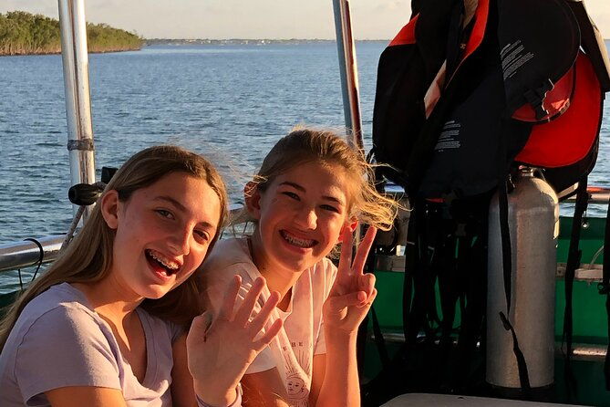 1-5-hour-bay-side-key-largo-sunset-cruise-on-a-spacious-catamaran