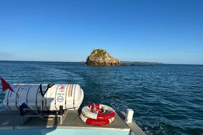 1-5-hour-coastal-tour-of-herm-jethou