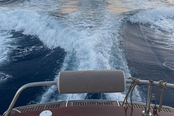 1-5-hour-shared-sunset-cruise-from-positano-with-drinks-snacks