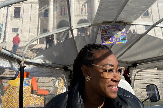 1-5-hour-tuk-tuk-tour-lisbon-chiado-principe-real