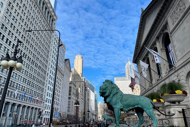 #1 Art Institute of Chicago Skip-the-Line Exclusive Guided Tour - What Makes This Tour Stand Out