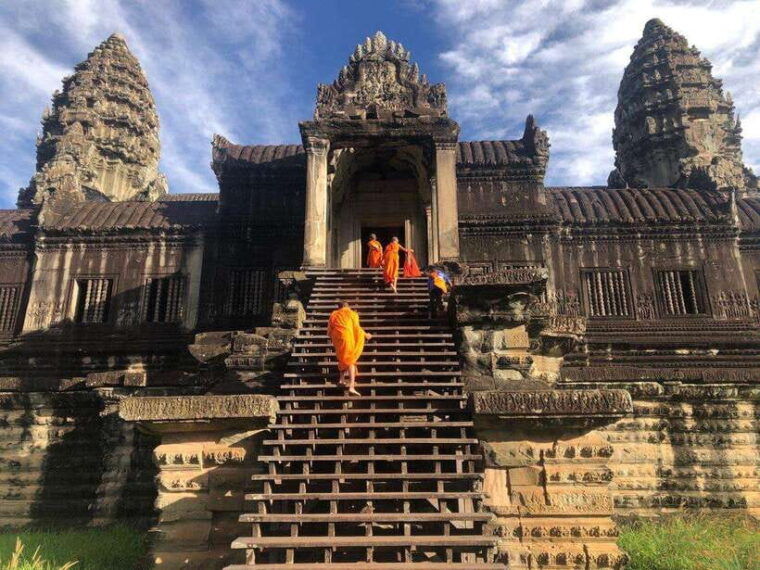 1-day-angkor-wat-private-tour-with-spanish-tour-guide