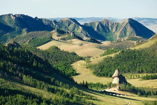 1 Day Coach Tour of Genghis Khan Statue Complex and Terelj National Park Including Lunch - Lunch and Cultural Insight