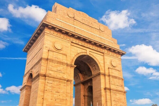 1 Day Delhi Sightseeing Tour by Car Explore Iconic Landmarks - The Experience: A Deep Dive into the 1-Day Delhi Tour