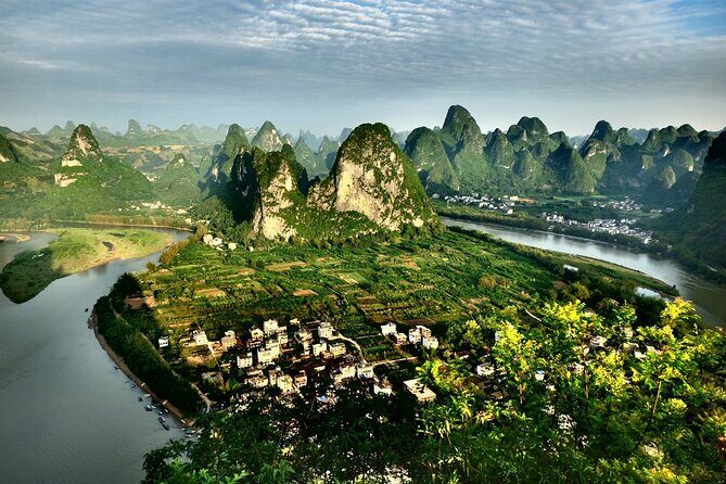 1-Day Guilin Tour to Reed Flute Cave, Bamboo Boat and Night Show - A Closer Look at the Itinerary