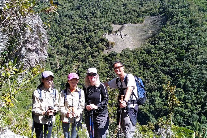 1-day-hike-on-the-inca-trail-1-day-in-machupicchu-private-2-days-tour