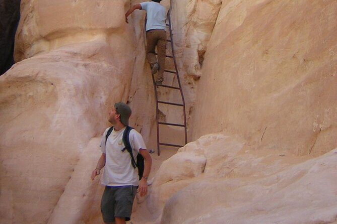 1-Day Jeep Excursion from Dahab to Small Colored Canyon - Practical Tips for Travelers