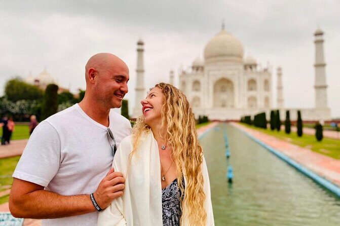 1 day Luxury Sunrise Taj Mahal Tour by Private Car - The Early Morning Pickup and Journey