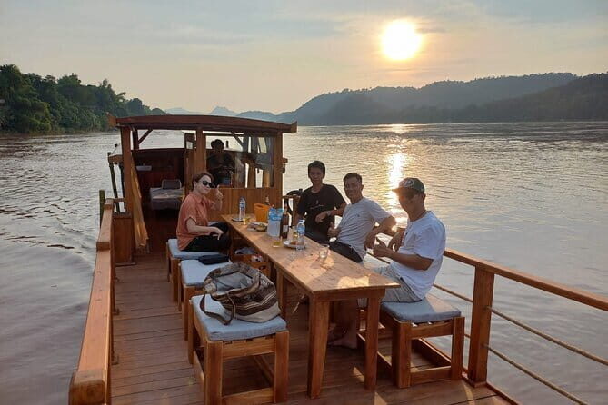 1 Day Mekong Cruise to Pak Ou Caves and Kuang Si Waterfalls - FAQ