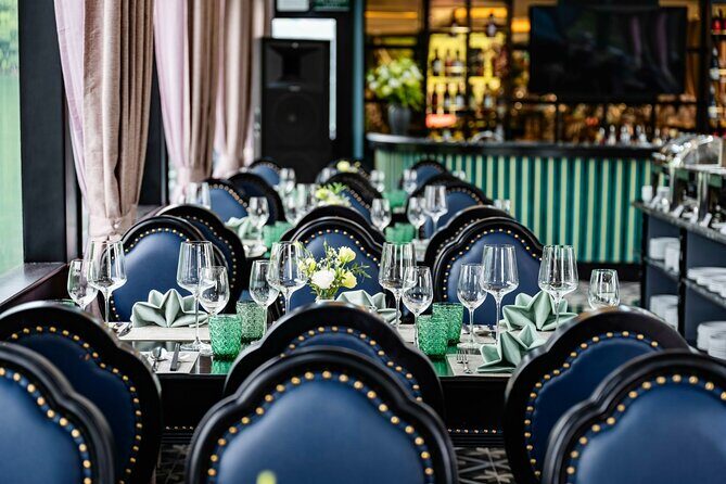 1 Day Pamela 5 Star Luxury Cruise From Halong Bay, Jacuzzi Pool - Titop Island: Beach and Views