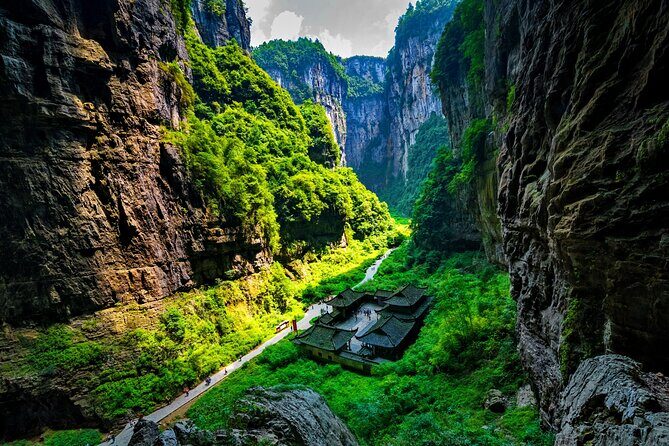 1 Day Private tour to Chongqing Wulong National Geology Park - The Experience: What to Expect on This Full-Day Adventure
