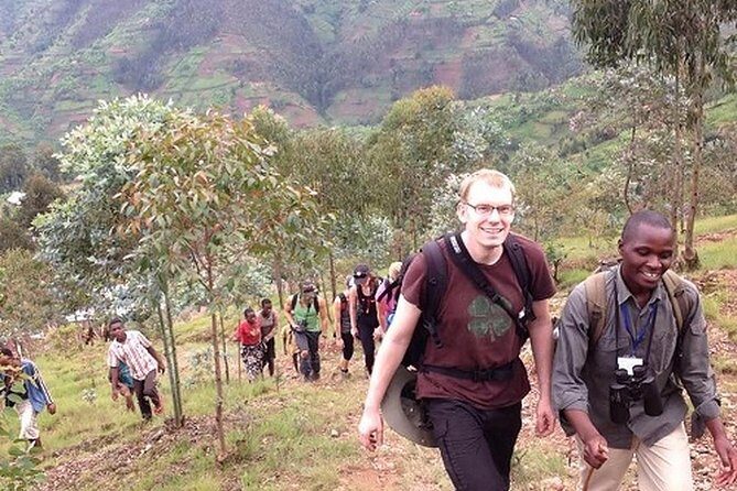 1-Day Scenic Trek through Villages and Rolling Hills in Rwanda - Exploring Rwanda’s Scenic Villages and Rolling Hills: A Detailed Review