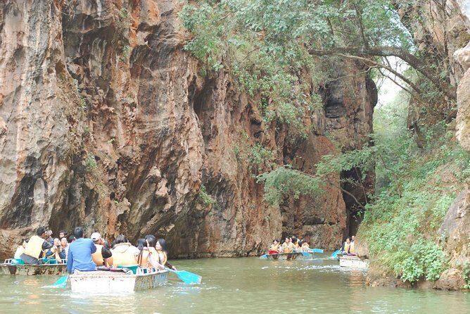 1 Day Stone Forest and Jiuxiang Cave with Roast Duck - Charge by Vehicle - FAQs