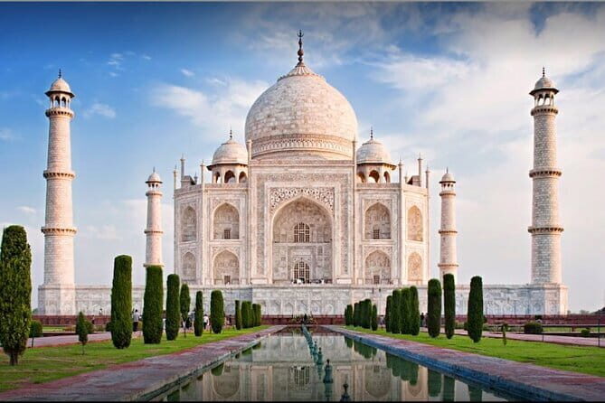 1 Day Tour from Delhi Taj Mahal and Agra Fort by Private Car - The Sum Up