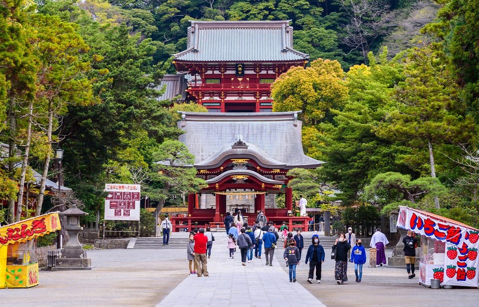 1-day-tour-of-kamakura-buddha-enoshima-shrine-from-tokyo
