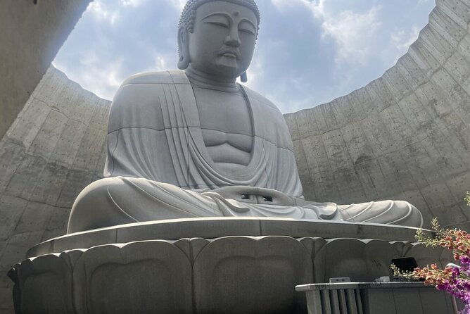 1-day-tour-to-hill-of-the-buddha-sapporo-and-sake