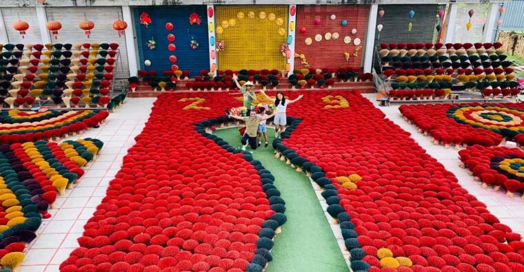 1-day-tour-to-incense-village-hat-village-more