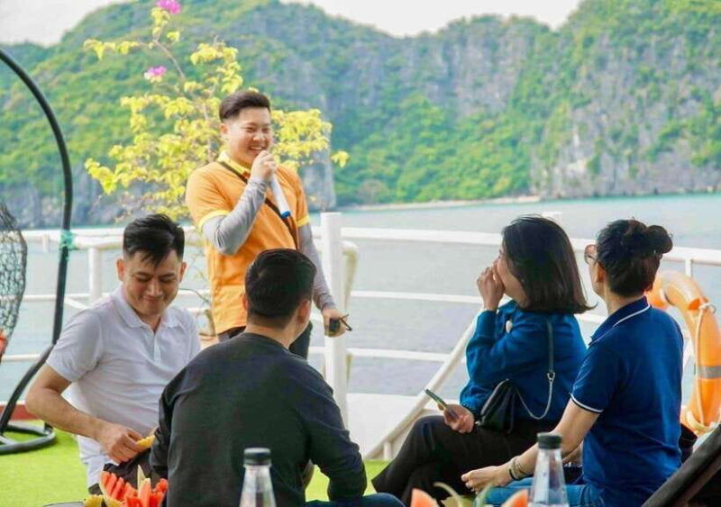 1-day-uncover-the-beauty-of-lan-ha-bay-cat-ba-archipelago