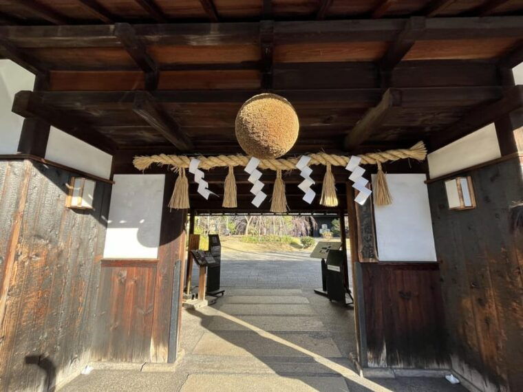 1-day-walking-tour-around-kobe-mountains-sea-and-sake