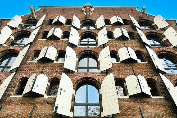 1-hour-and-30-minutes-private-golden-age-architecture-tour
