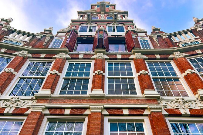 1-hour-and-30-minutes-private-golden-age-architecture-tour