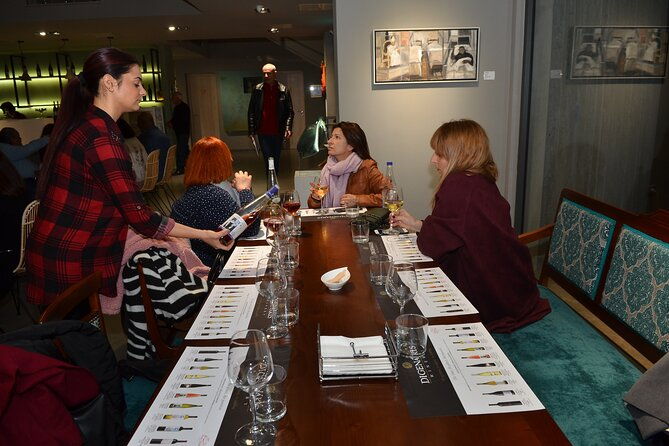 1-hour-and-30-minutes-wines-and-olive-oil-tasting-in-greece