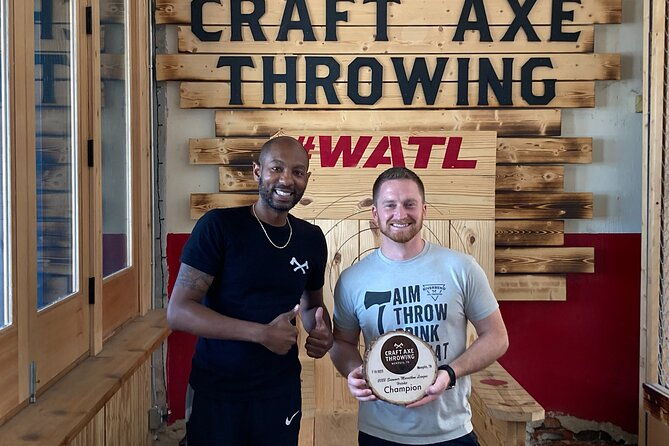 1-hour-axe-throwing-in-memphis