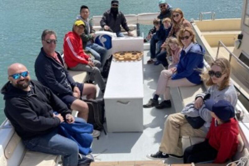 1-hour-boat-tour-with-visit-to-sea-caves-and-ortigia-island