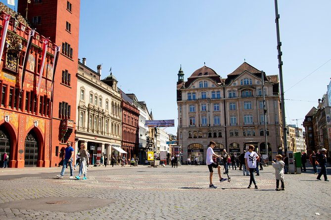 1-hour-express-walk-of-basel-with-a-local
