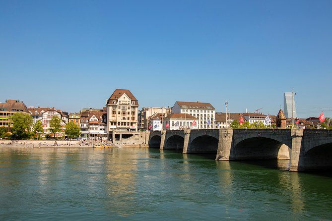 1-hour-express-walk-of-basel-with-a-local