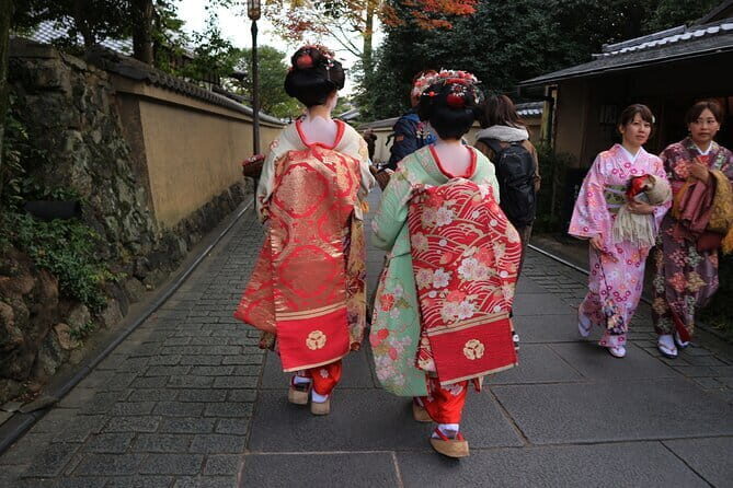 1 Hour Geisha Meeting and Show in Kyoto - What to Expect from the Tour