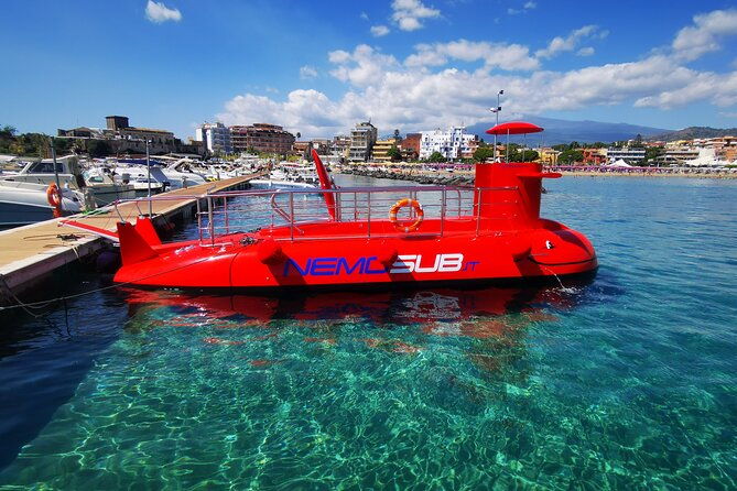 1-hour-guided-semi-submarine-tour-to-isola-bella