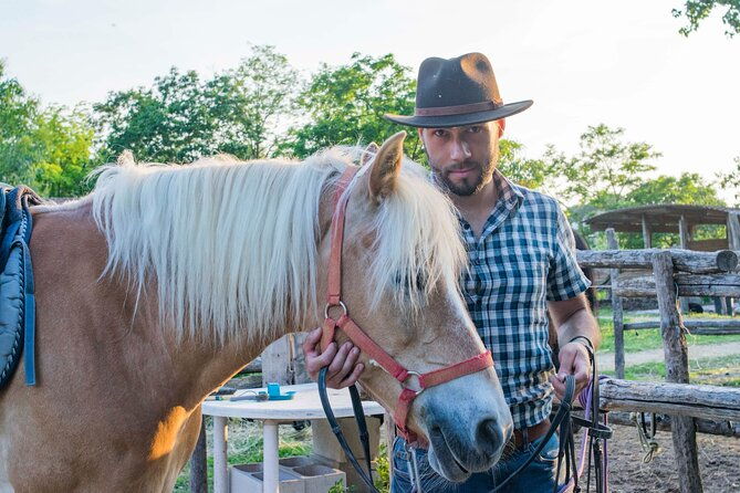 1-hour-horseback-ride-in-valgraziosa-pisa-2