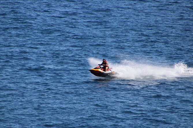 1-hour-jet-ski-in-tenerife
