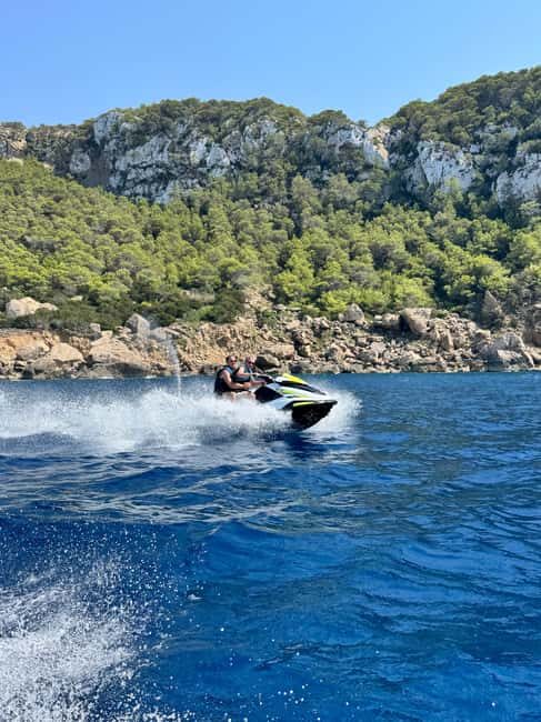 1-hour jet ski tour with no license required - Safety and Practical Details
