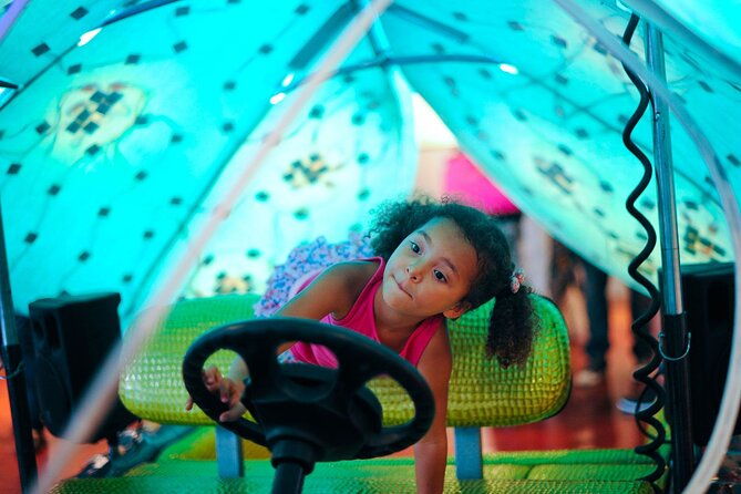 1-hour-lady-buggy-art-tour-experience-in-wynwood