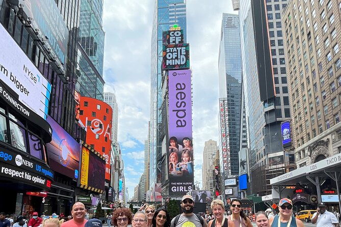 1-hour-morning-walking-tour-in-times-square-nyc
