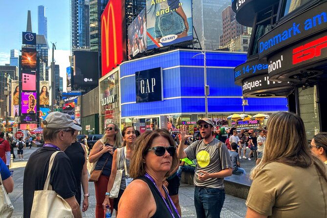 1-hour-morning-walking-tour-in-times-square-nyc