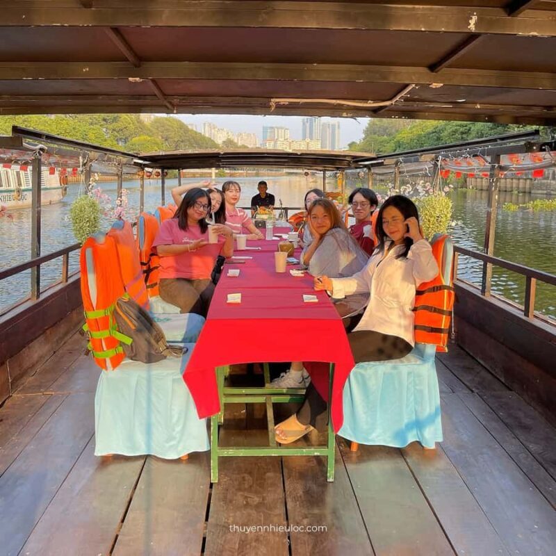 1 hour Nhieu Loc boat tour experience: A historic canal - Practical Details and Tips