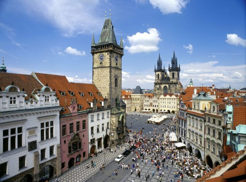 1-hour-orientation-tour-by-bus-and-museum-story-of-prague
