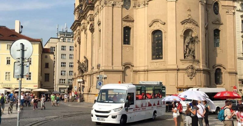 1-hour-orientation-tour-by-bus-and-museum-story-of-prague