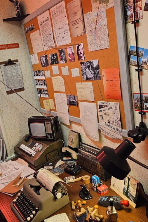 1-hour-orientation-tour-by-bus-and-museum-story-of-prague