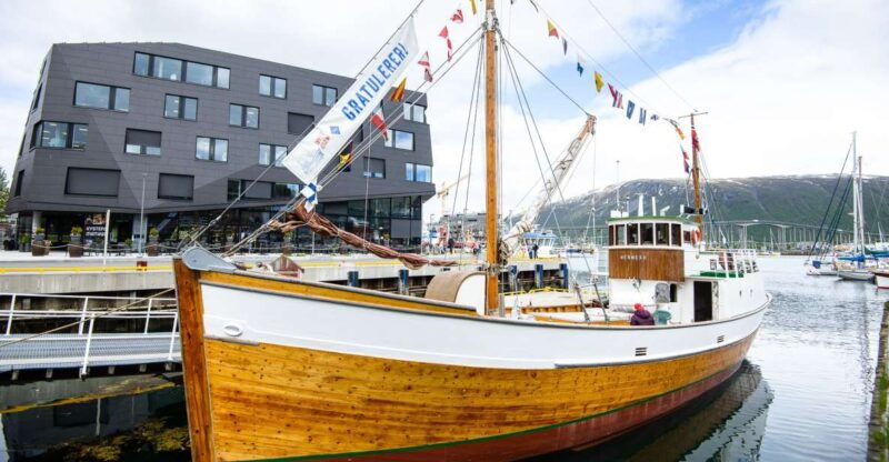 1-hour-photo-history-cruise