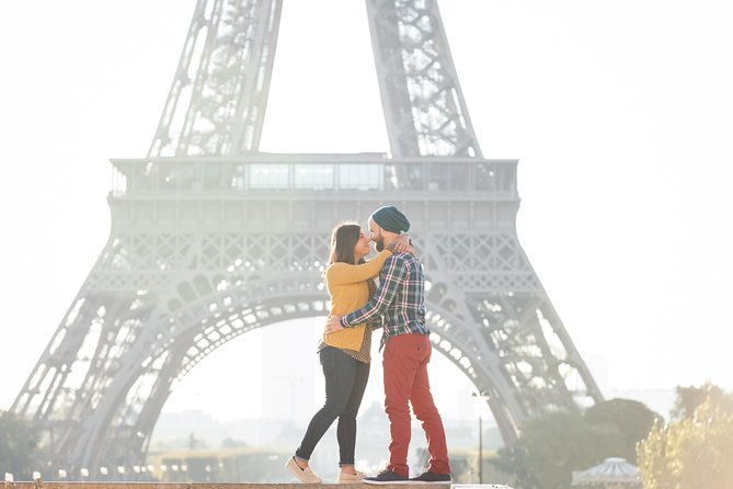 1-hour-photoshoot-at-the-eiffel-tower-trocadero-paris-2