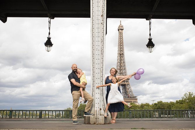 1-hour-photoshoot-at-the-eiffel-tower-trocadero-paris-2