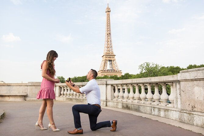 1-hour-photoshoot-at-the-eiffel-tower-trocadero-paris